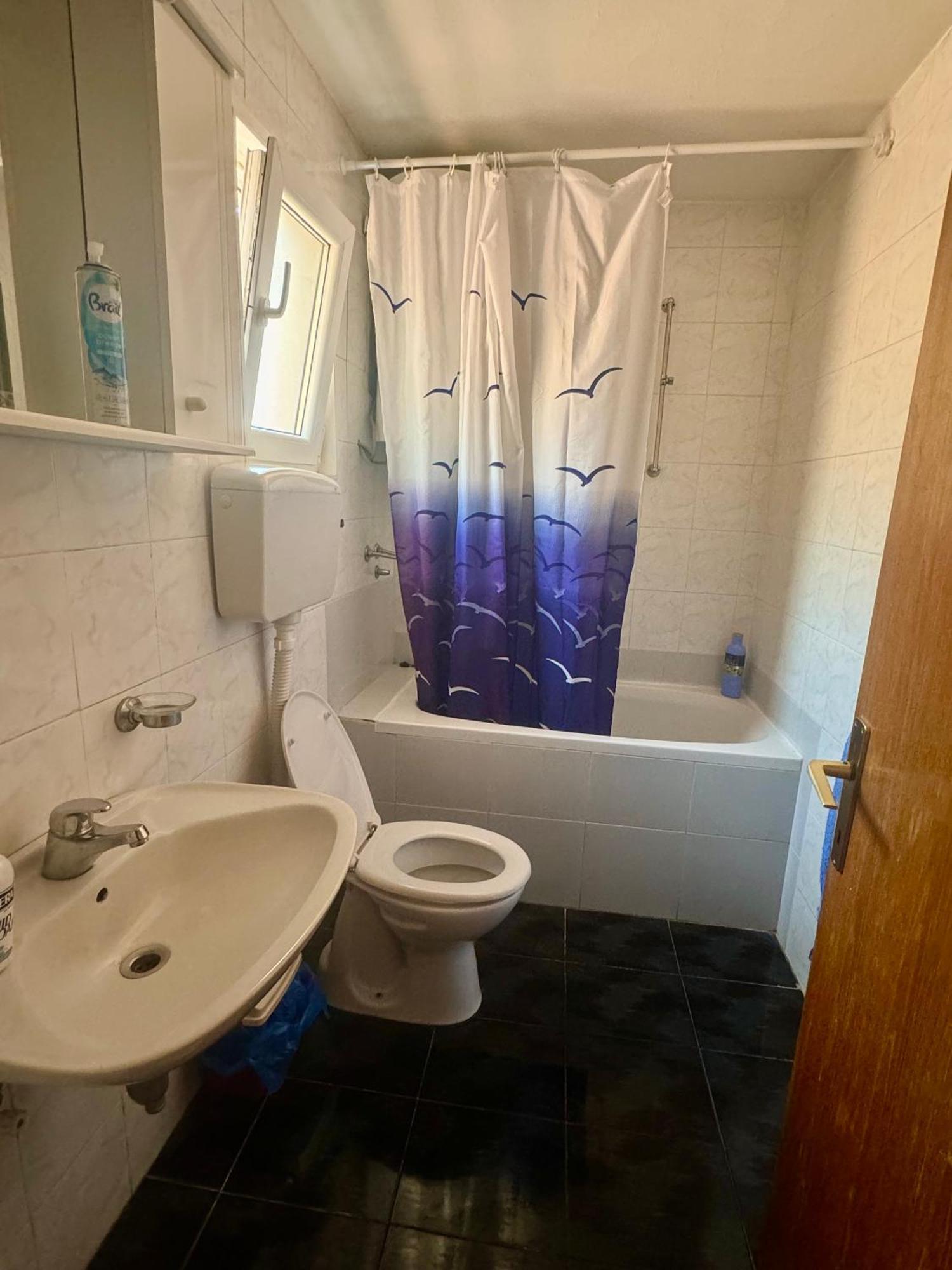 Kotorhostelito Экстерьер фото