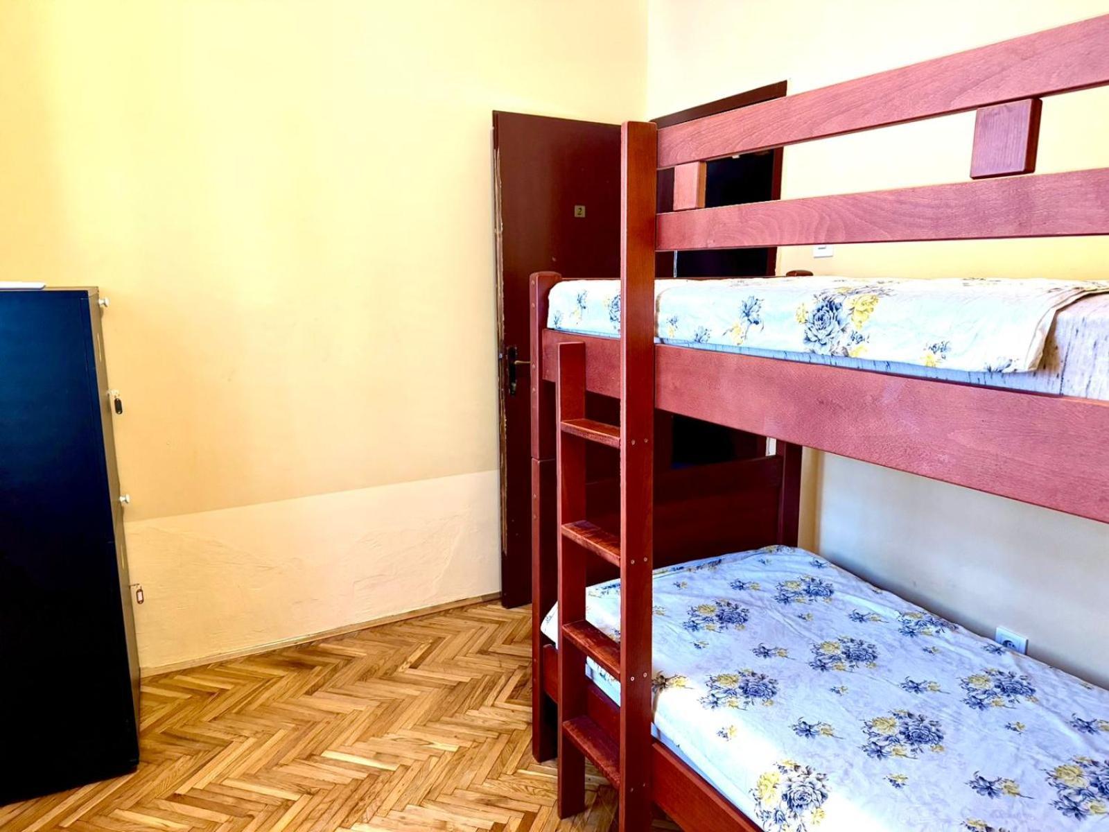 Kotorhostelito Экстерьер фото