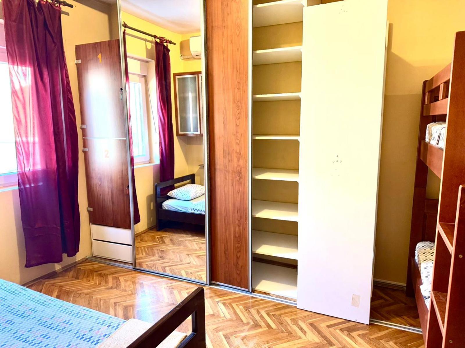 Kotorhostelito Экстерьер фото