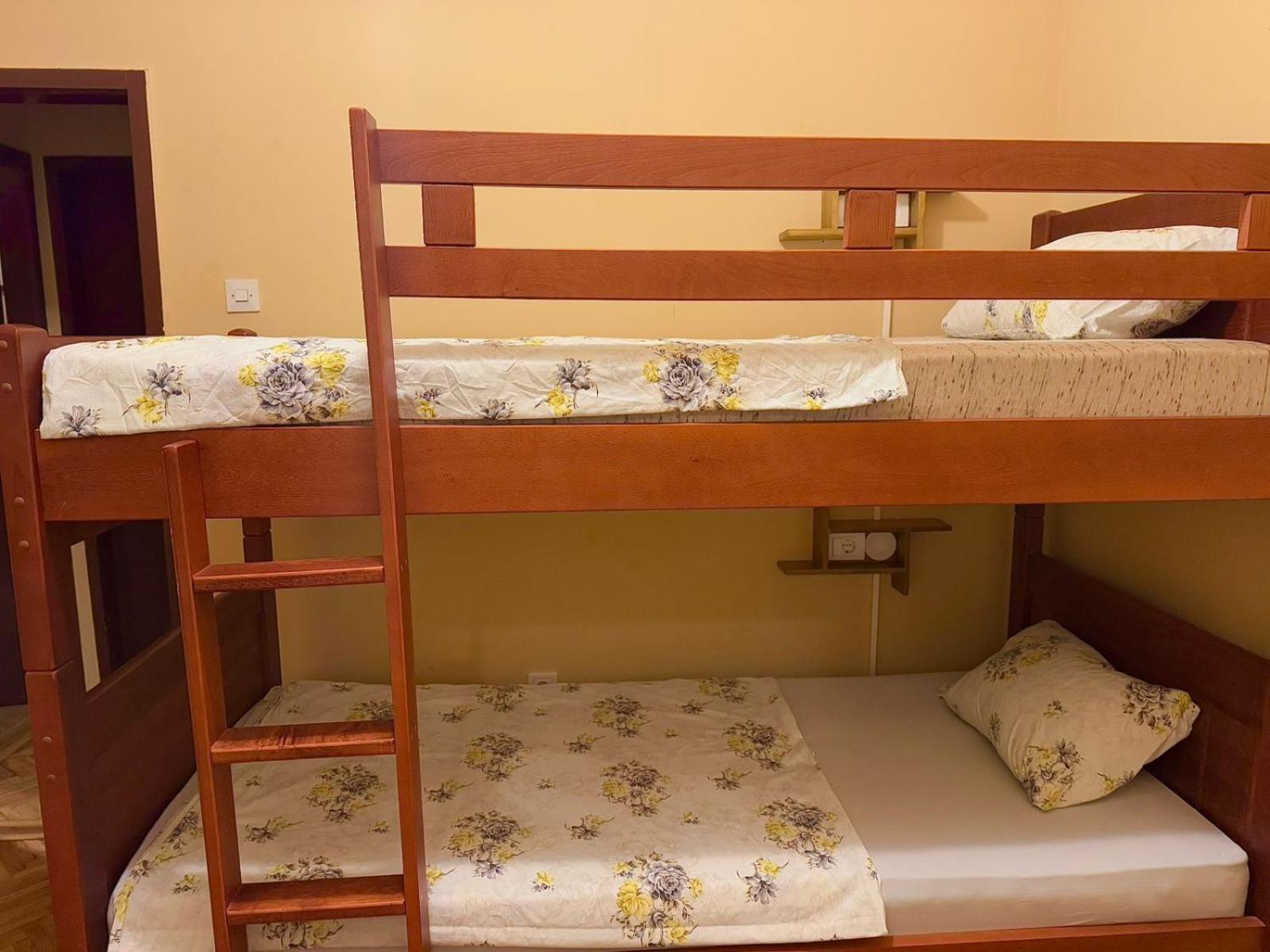 Kotorhostelito Экстерьер фото
